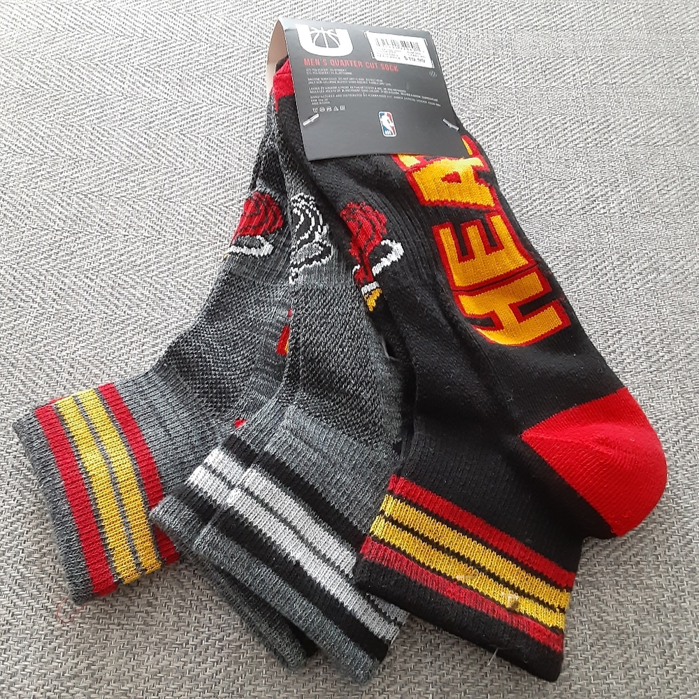 NBA MIAMI HEAT Quarter Mens Socks ( 3pk ) - Picture 3 of 7